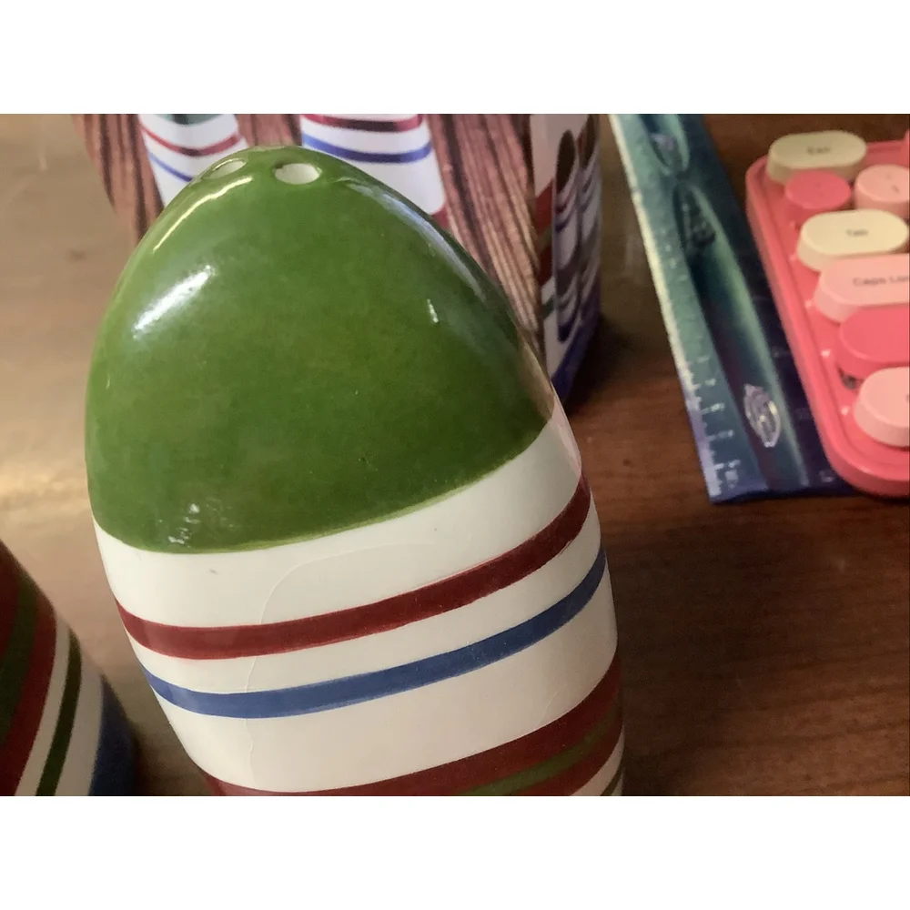 Quattro Salt And Pepper Shakers Ceramic